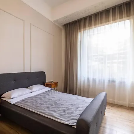 Apartman Modern 3 Bedrooms *